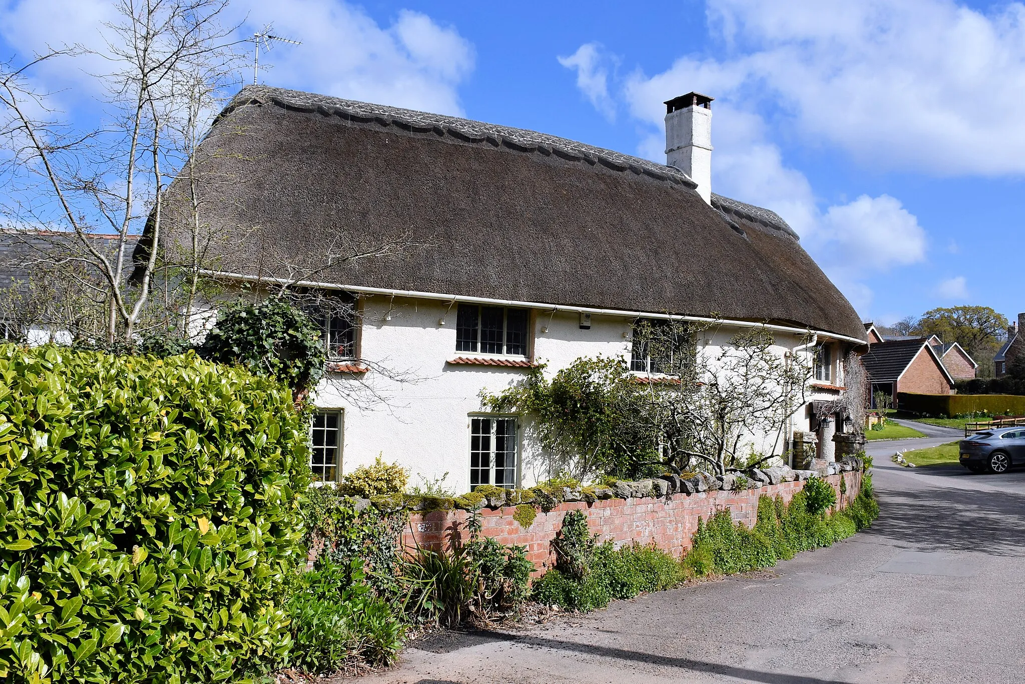 Photo showing: Thatched cottage in Ebford, Devon