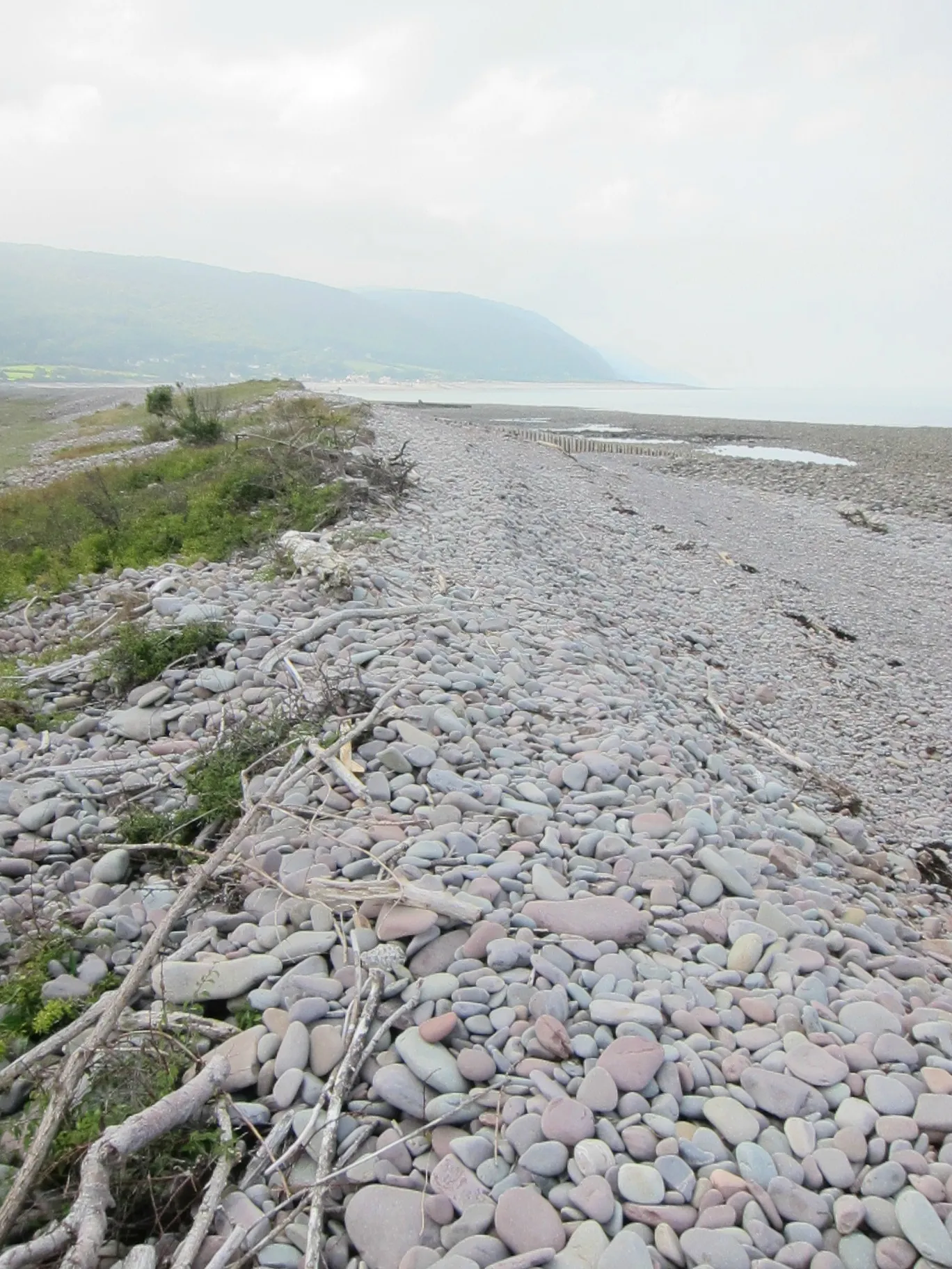 Photo showing: A storm beach in the centre of Porlock Bay