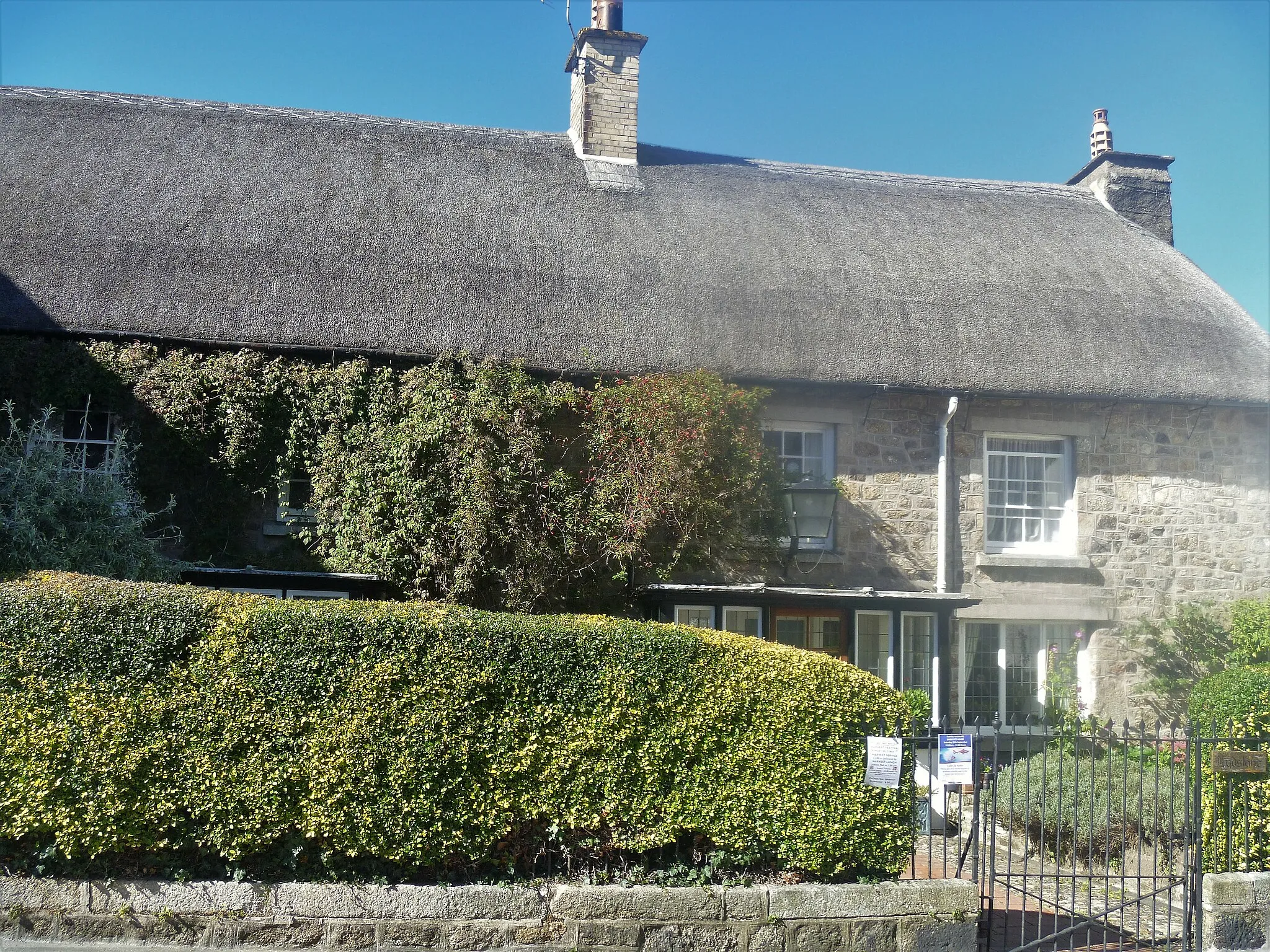 Photo showing: Chagford houses [2]