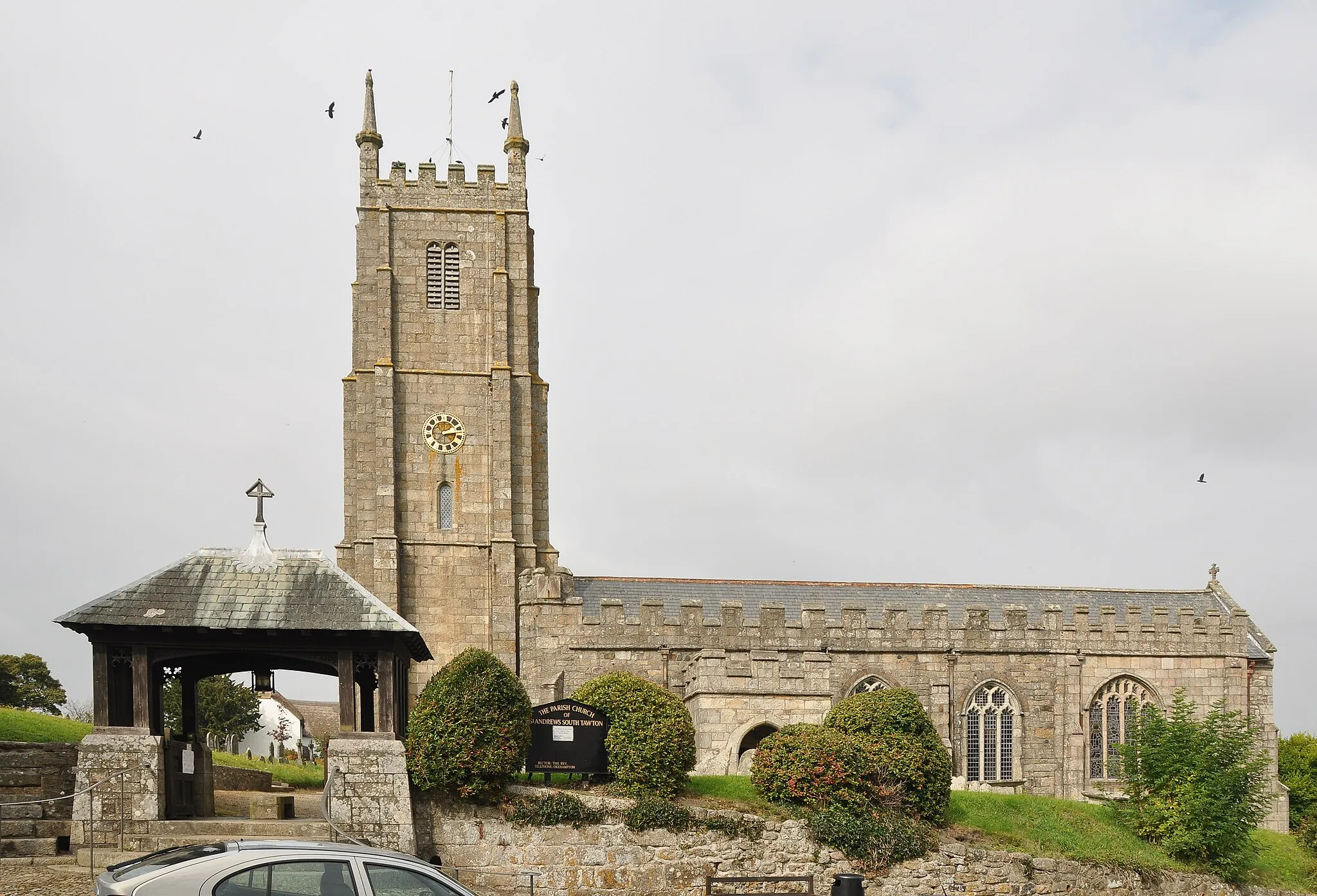 Photo showing: Parish church in South Tawton, on the northern edge of Dartmoor