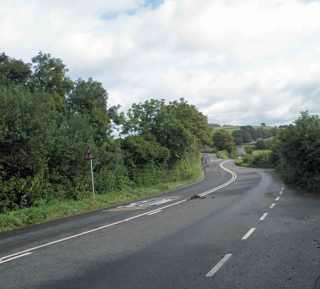 Photo showing: A379 junction with A3121 near  Hollowcombe Fm