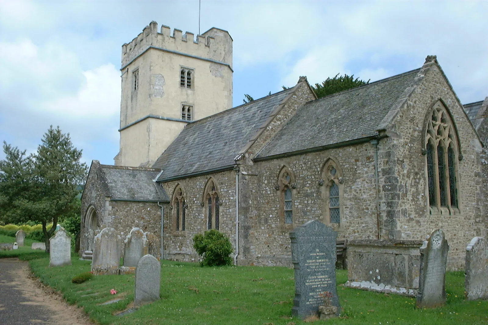 Photo showing: St Giles' parish church, Northleigh, Devon, seen from the southeast