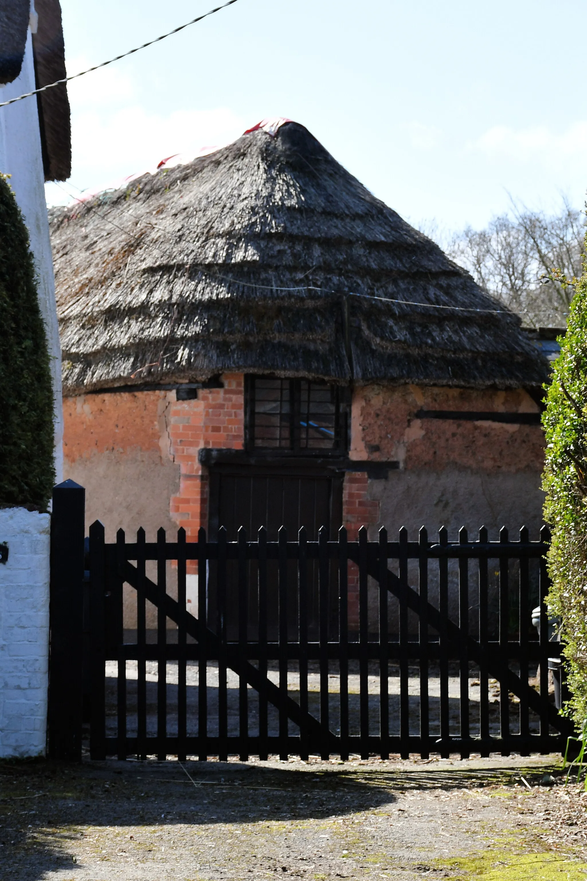 Photo showing: Building 3 Metres West Of Brown's Farmhouse