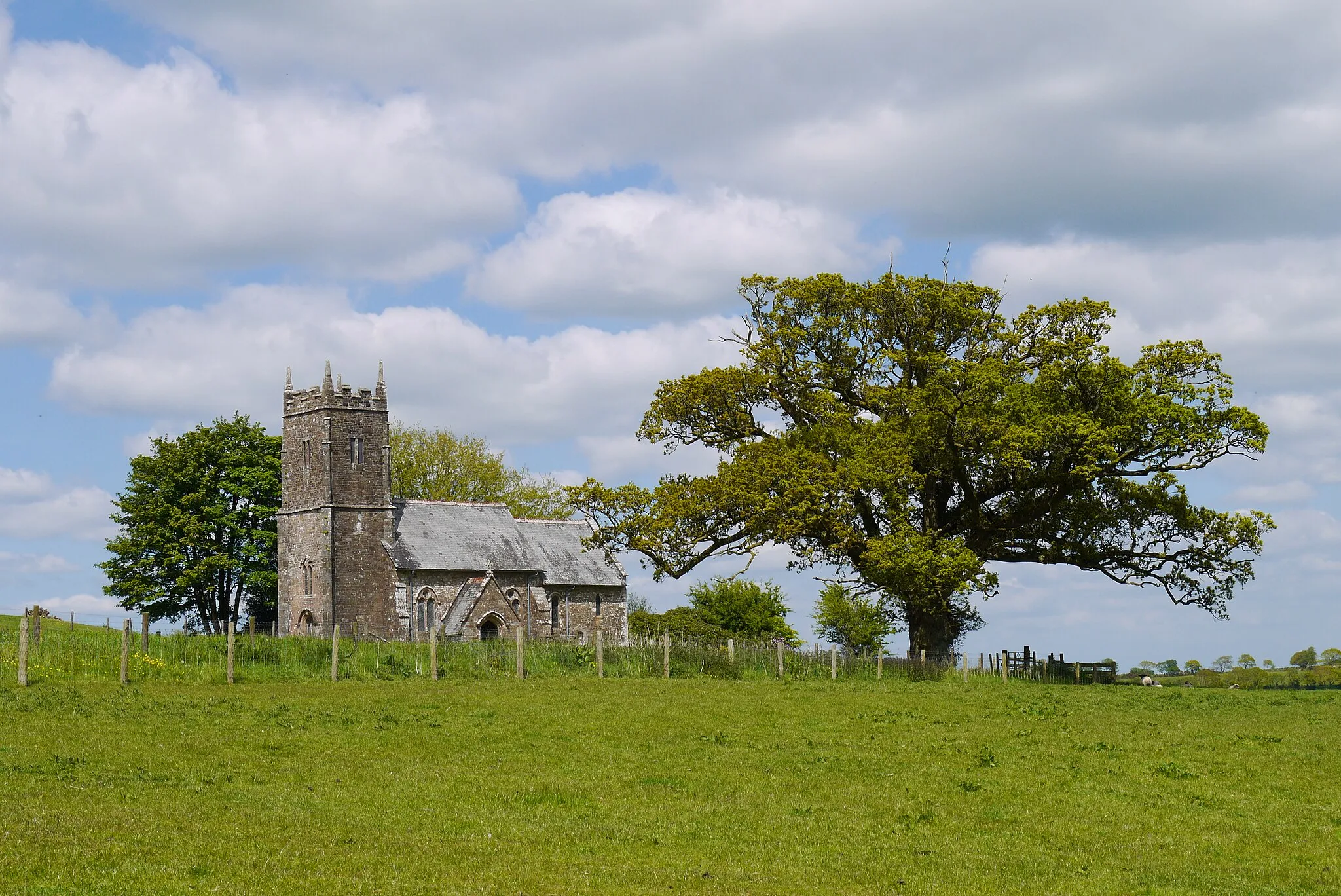 Photo showing: St Marys parish church, Ashbury Devon, seen from the southwest