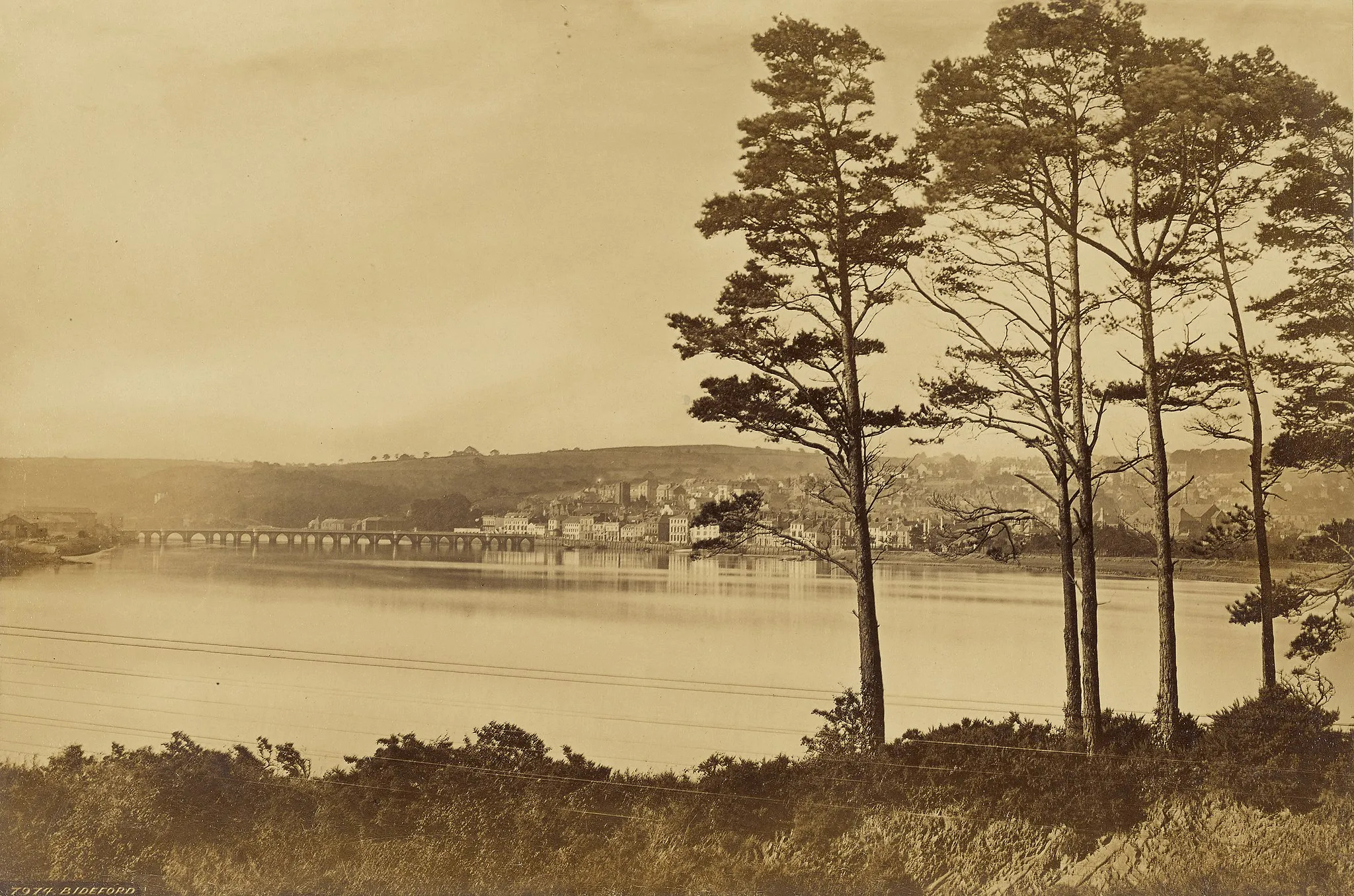 Photo showing: Bideford; Francis Frith (English, 1822 - 1898); Devon, England; 1860–1880; Albumen silver print; 14.8 × 24 cm (5 13/16 × 9 7/16 in.); 84.XM.1468.14