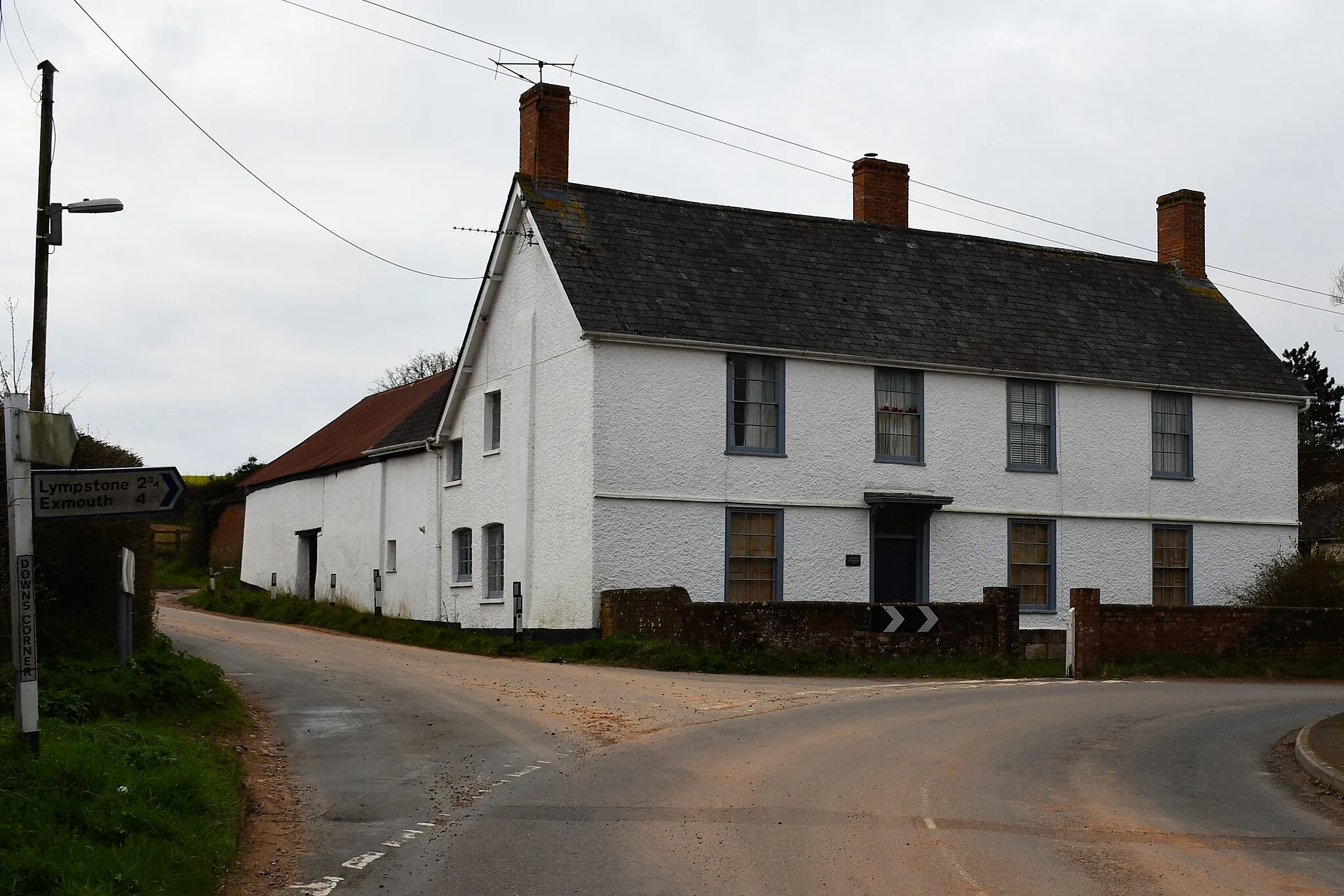 Photo showing: Higher Venmoor Farmhouse And Attached Barn To Rear