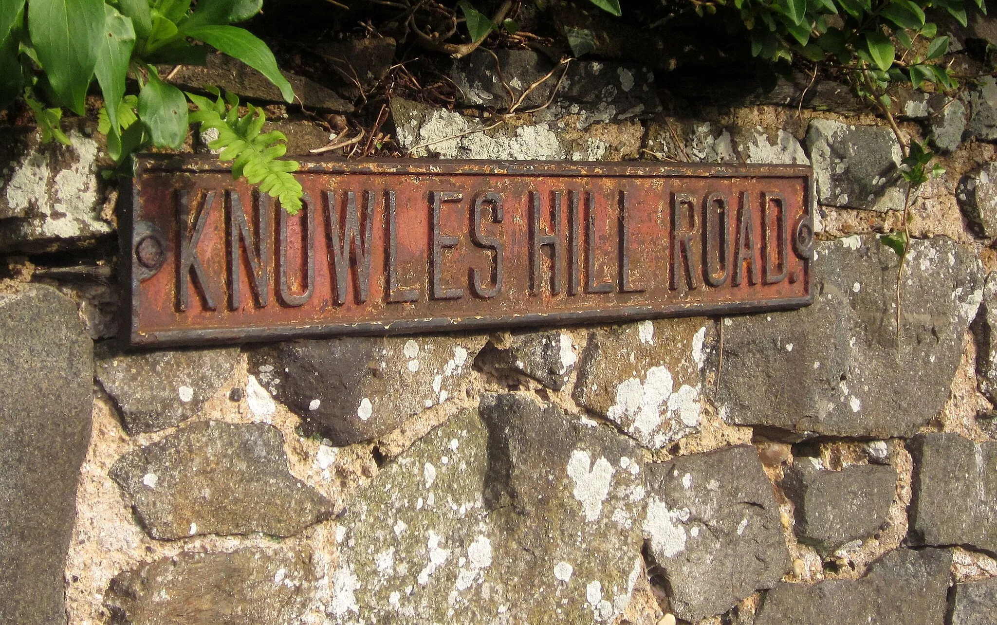 Photo showing: Road name sign, Newton Abbot