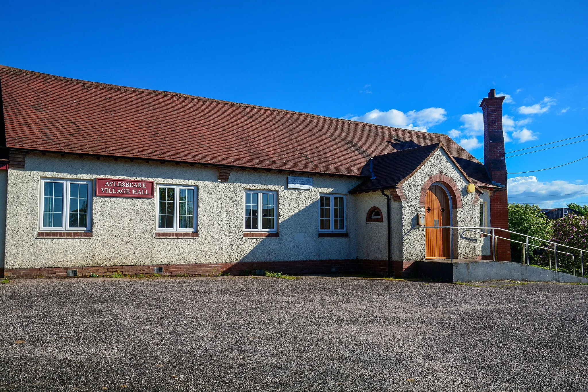 Photo showing: Aylesbeare : Aylesbeare Village Hall