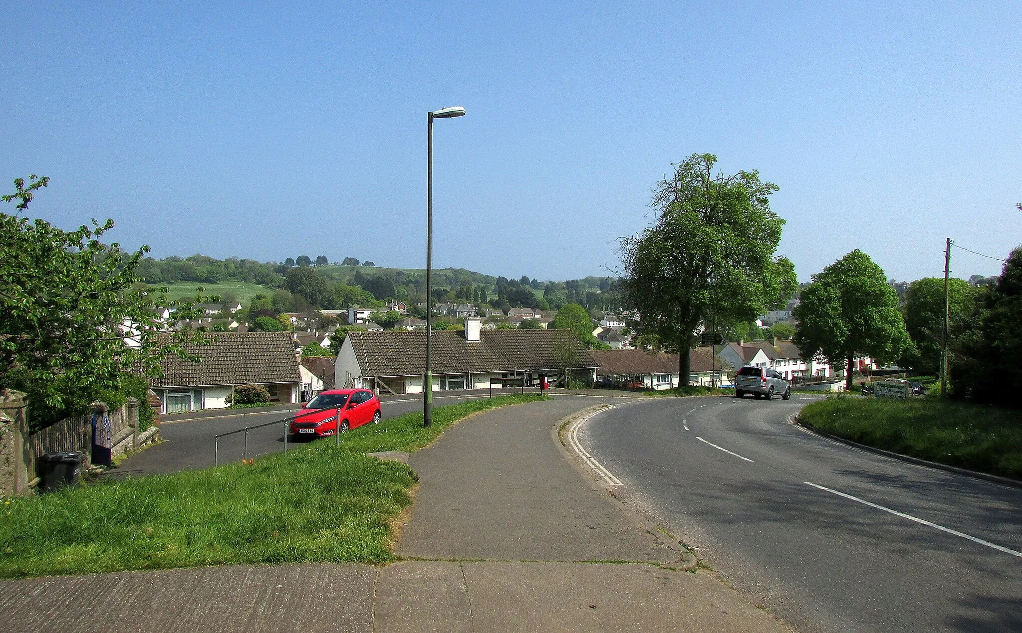 Photo showing: Happaway Road, Torquay