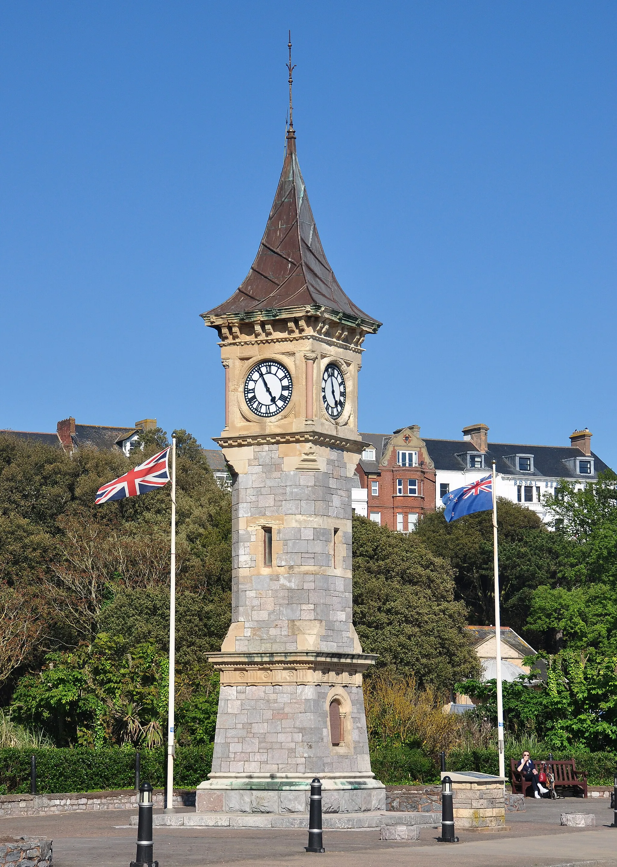 Photo showing: The clock tower in Exmouth, Devon. It is a memorial to Queen Victoria's Diamond Jubilee.