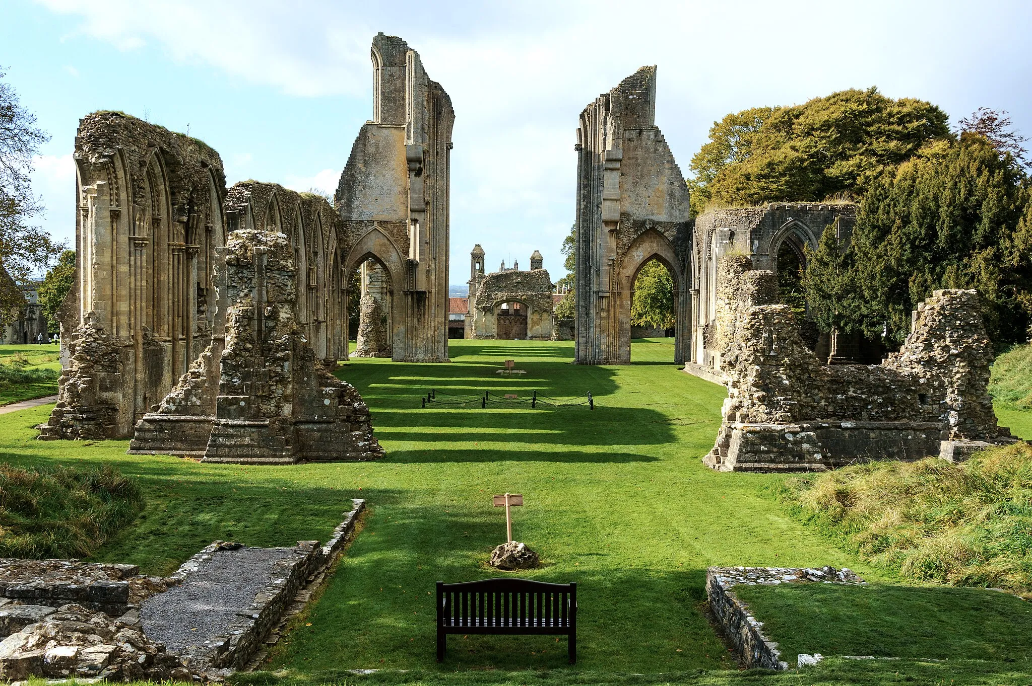 Photo showing: abbey view