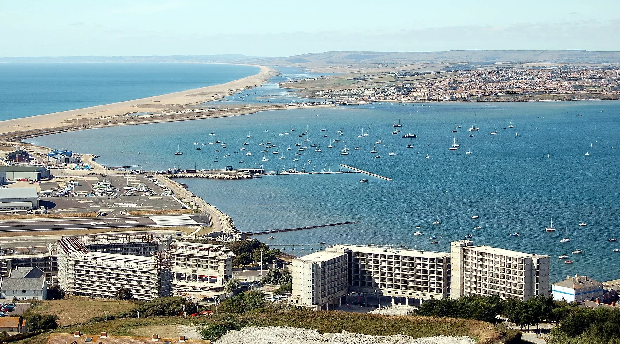 Photo showing: Portland Harbour