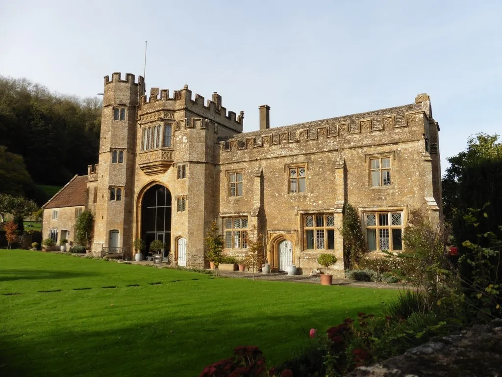 Photo showing: Abbey Farmhouse