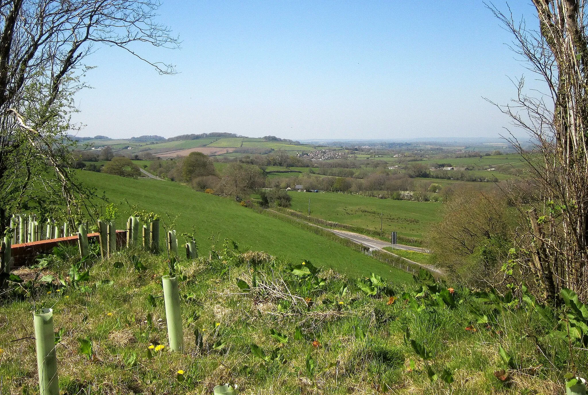 Photo showing: A3066 from Horn Hill