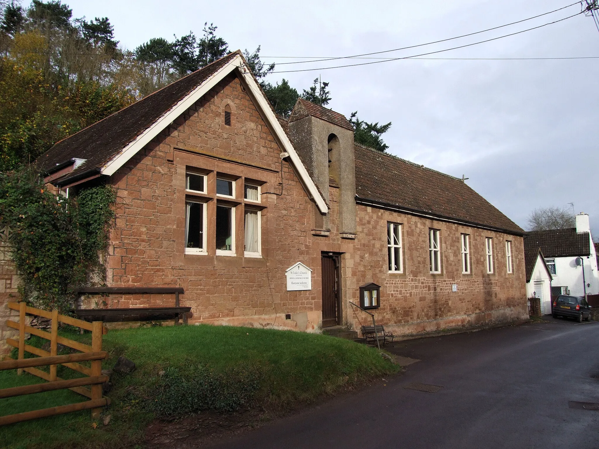 Photo showing: St Luke's Church, Roadwater, West Somerset