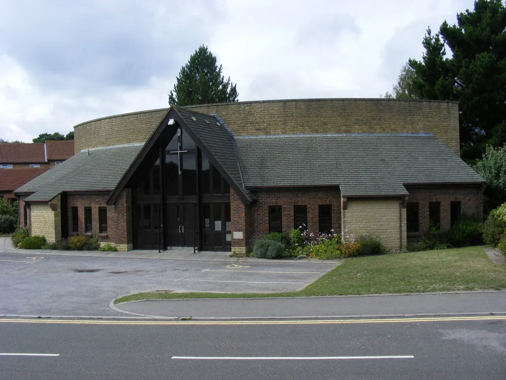 Photo showing: St Paul's, Canford Heath