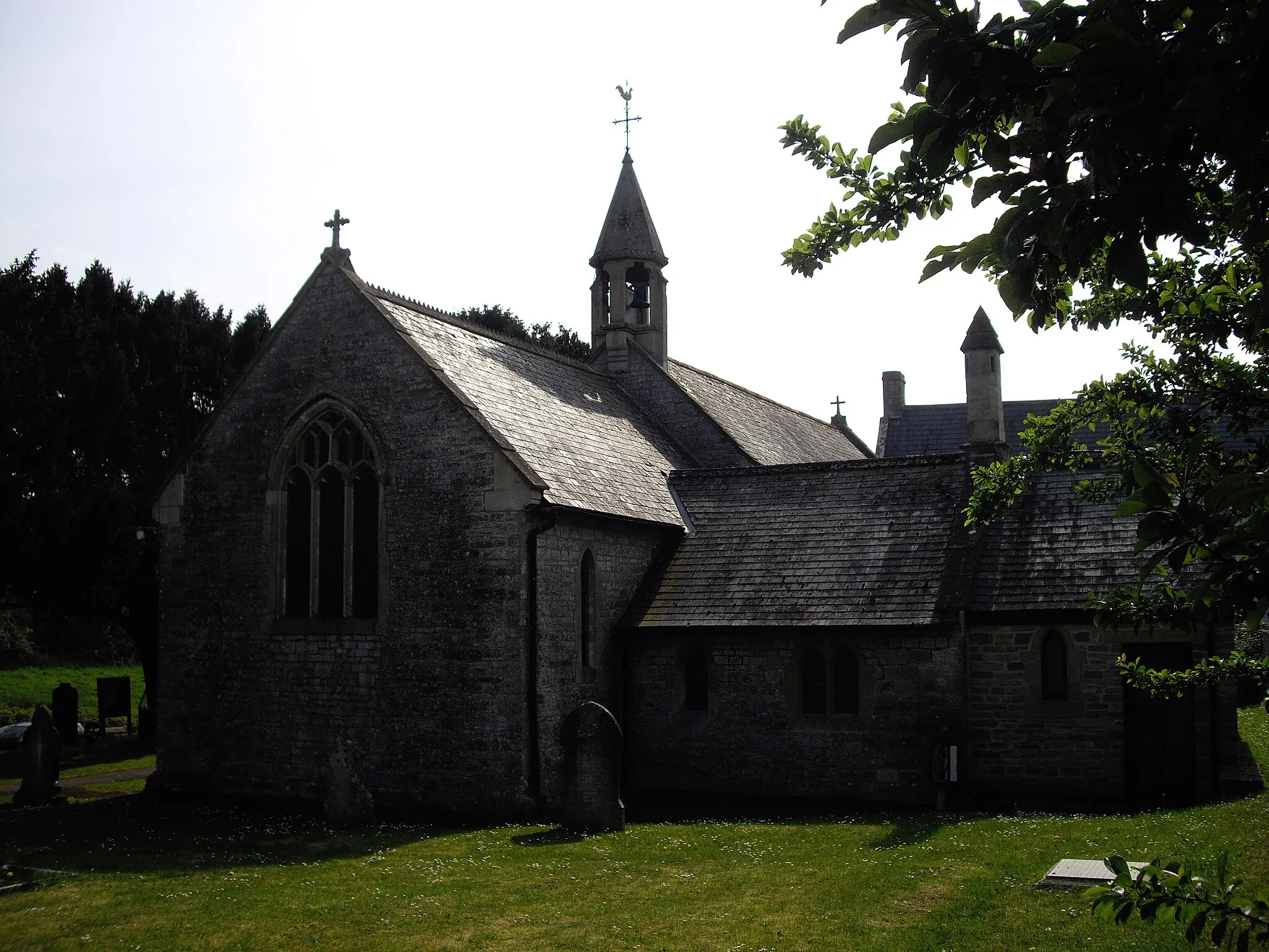 Photo showing: Parish church, Chapel Allerton