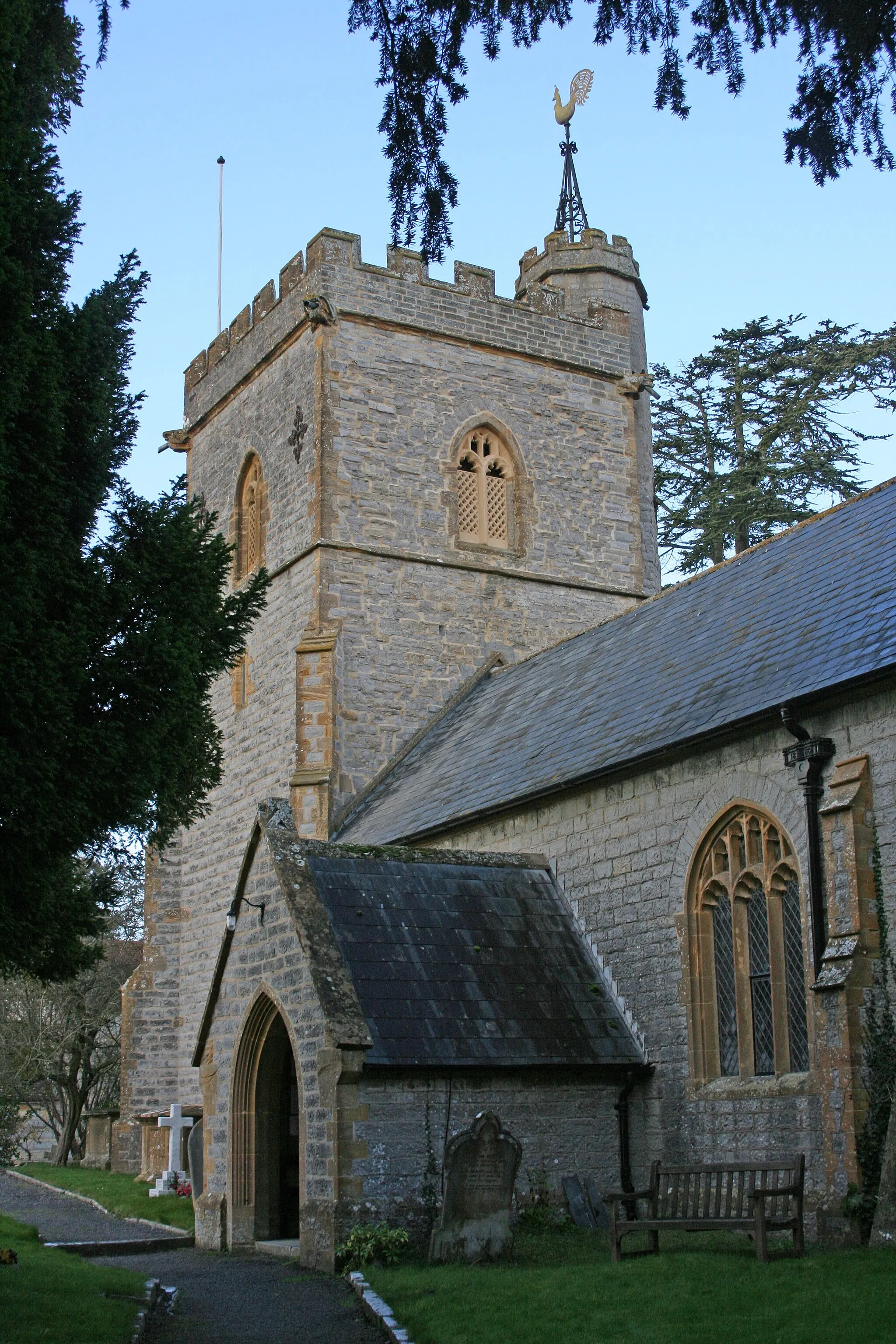 Photo showing: Drayton church
