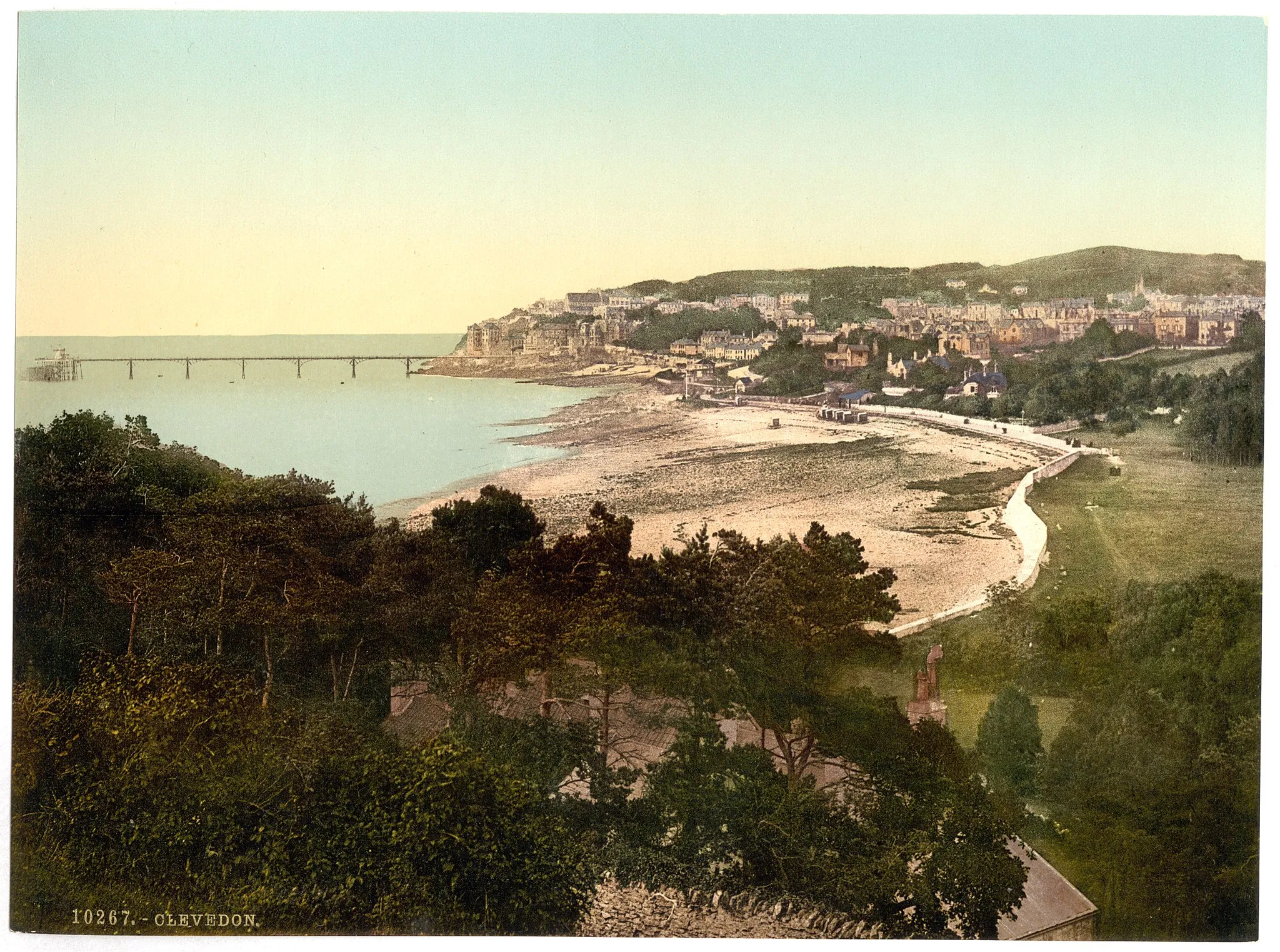 Photo showing: Photochrom of Clevedon.