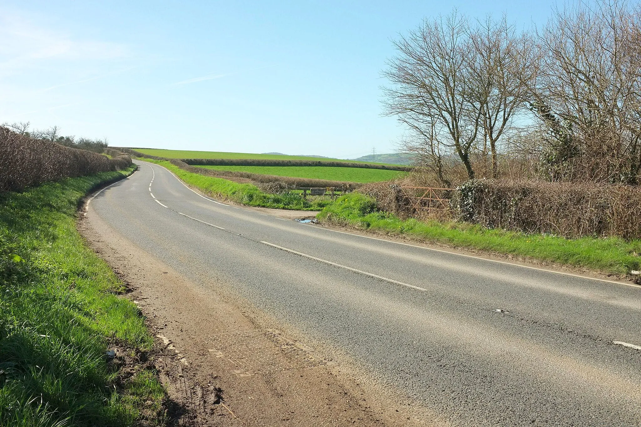 Photo showing: A3066 at The Mount