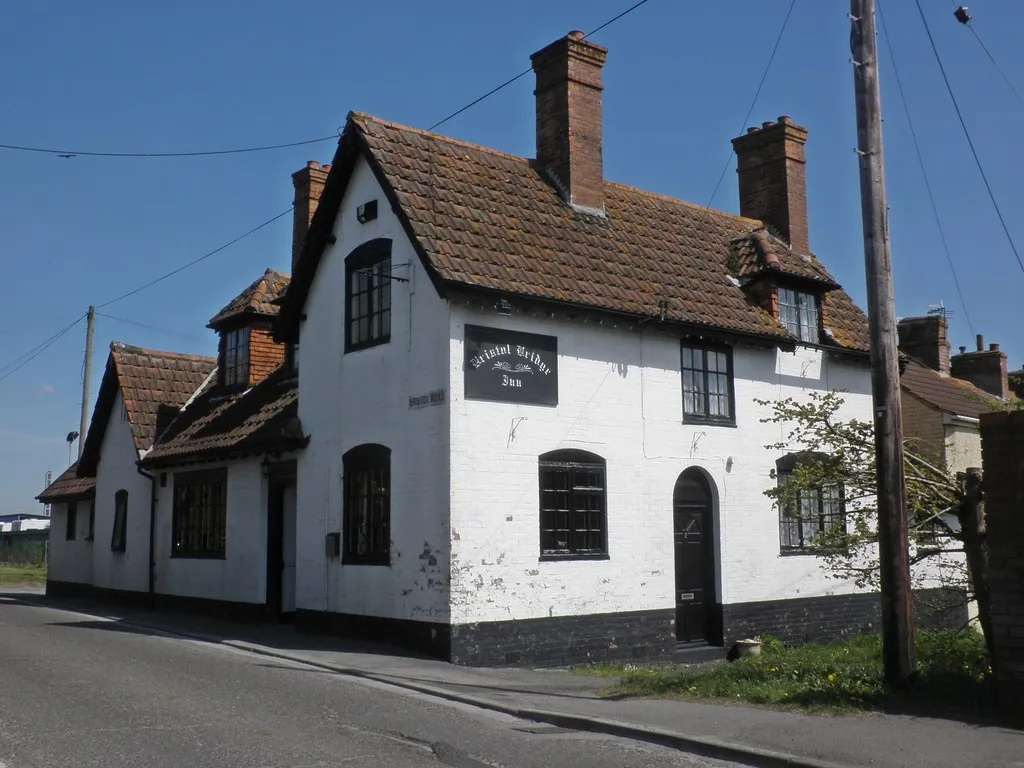 Photo showing: Bristol Bridge Inn, Highbridge