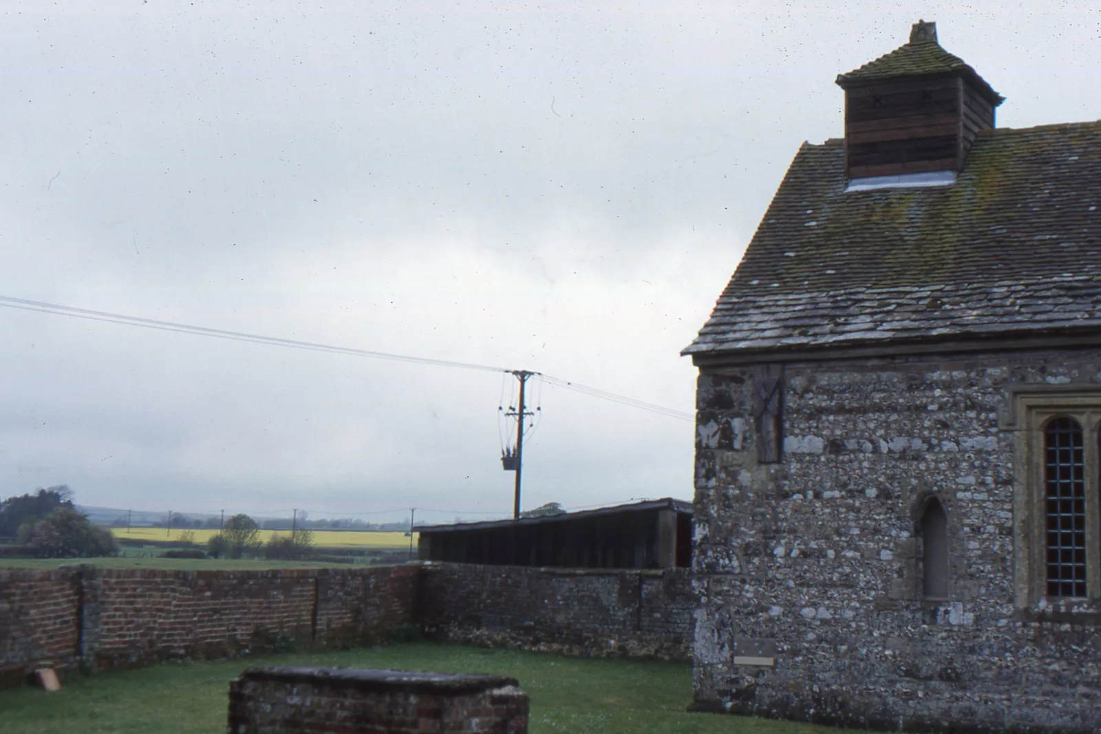 Photo showing: St. Andrew's church, Winterborne Tomson