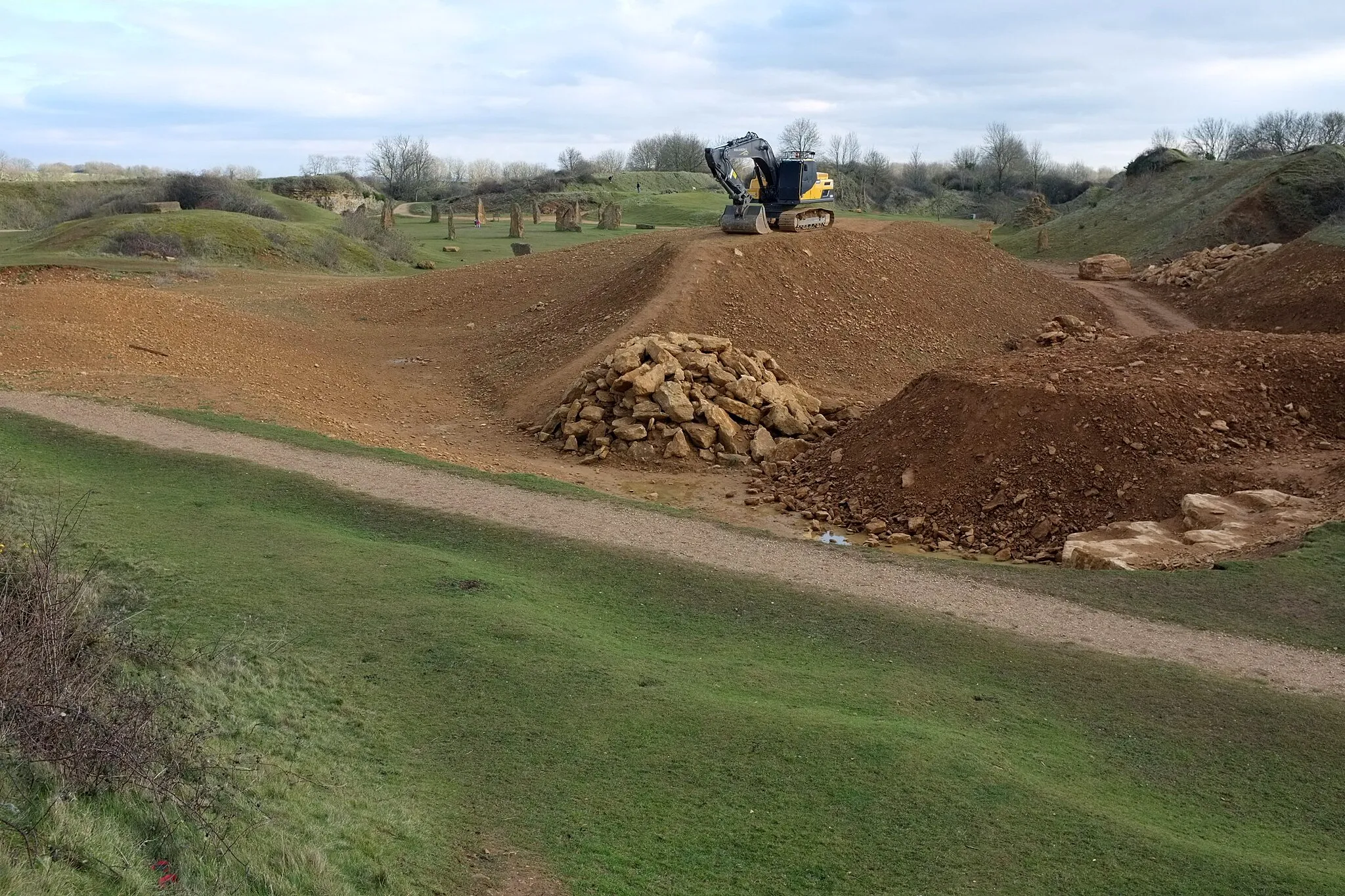 Photo showing: Work taking place on Ham Hill