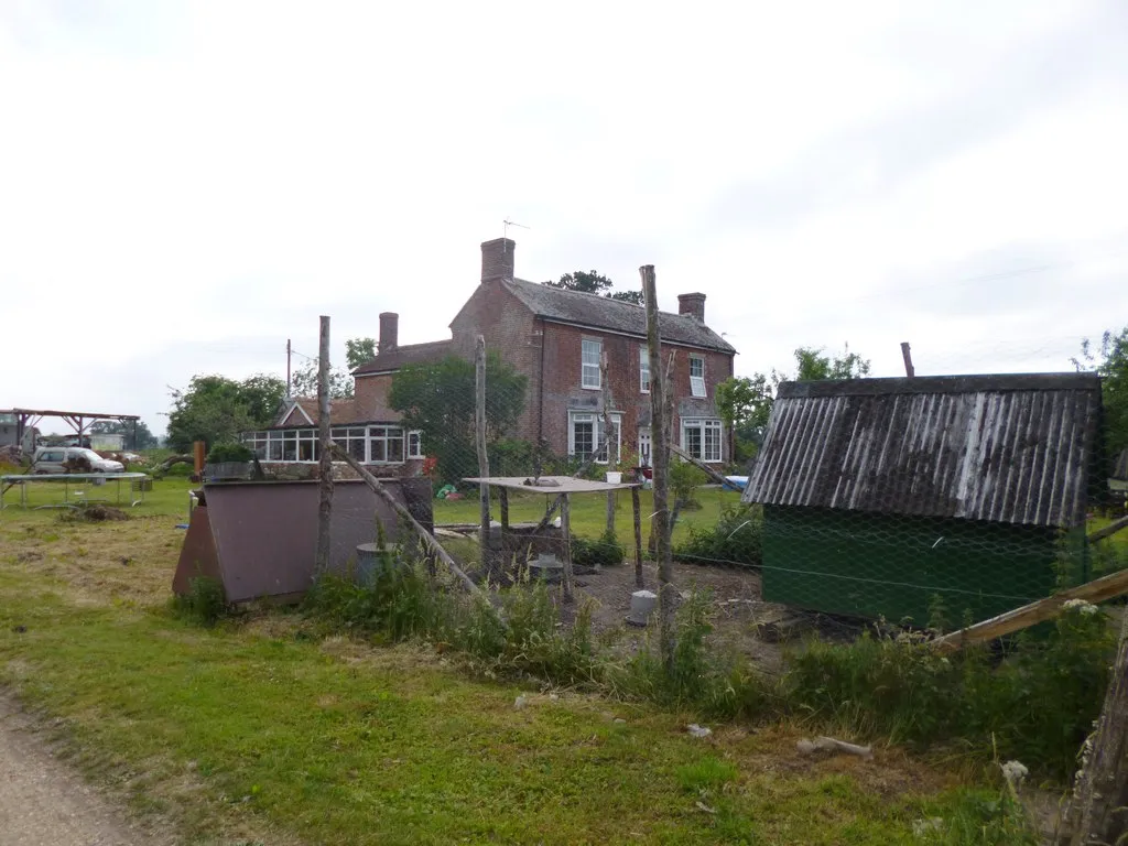 Photo showing: Harbridge Farmhouse