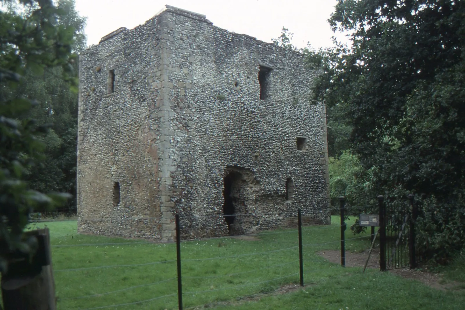 Photo showing: Thetford Warren Lodge