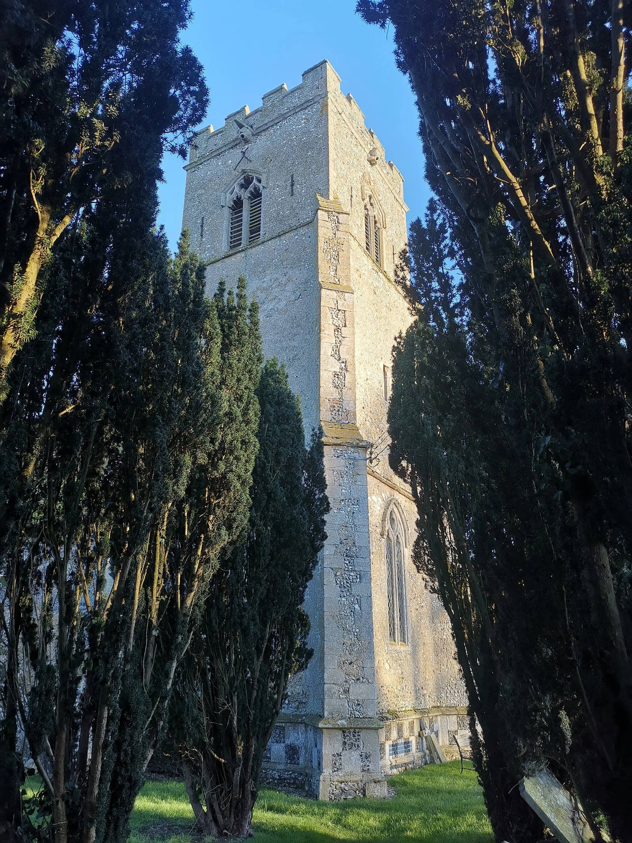 Photo showing: Fakenham Magna church