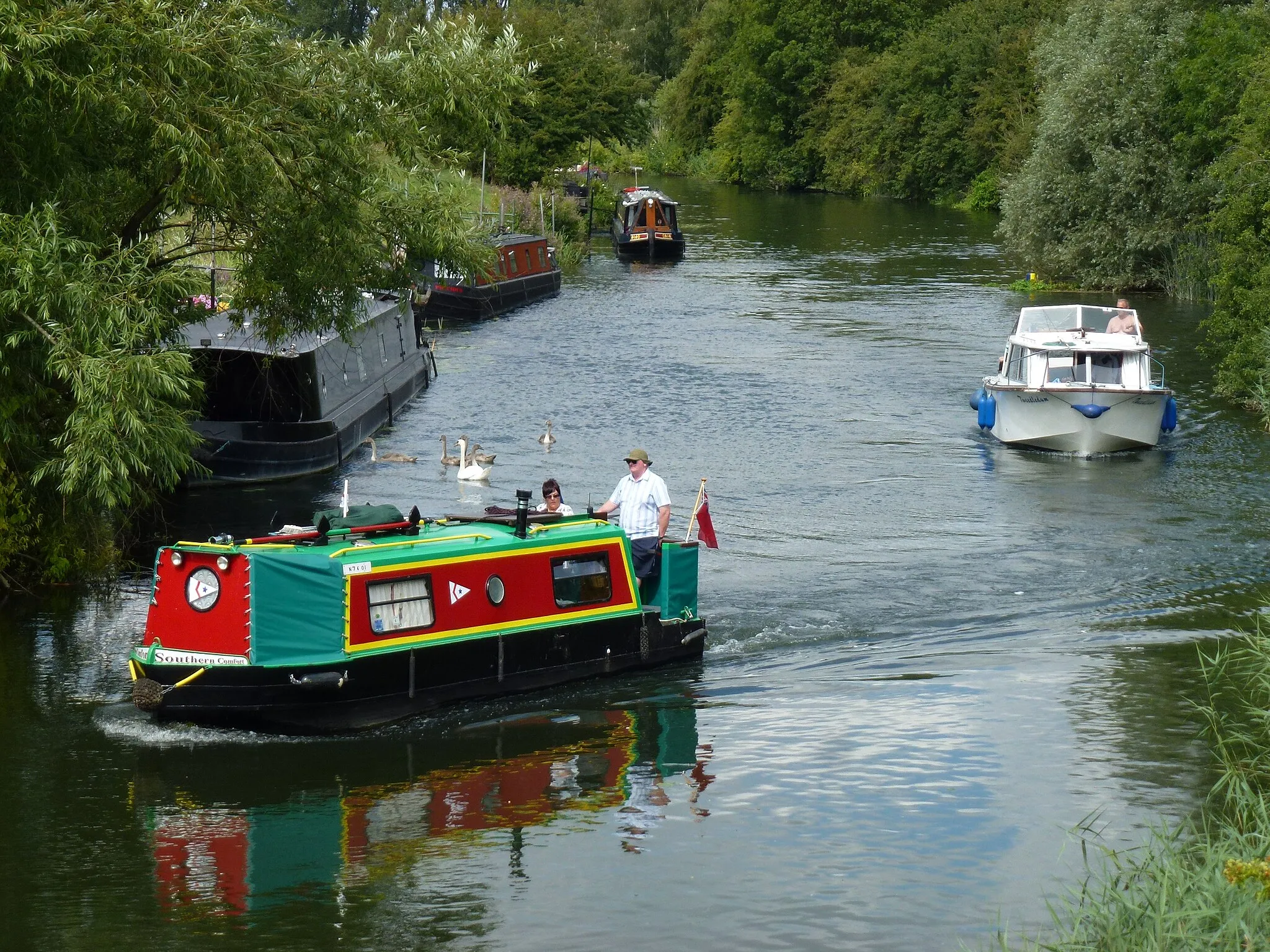 Photo showing: Boating on The River Nene at Elton