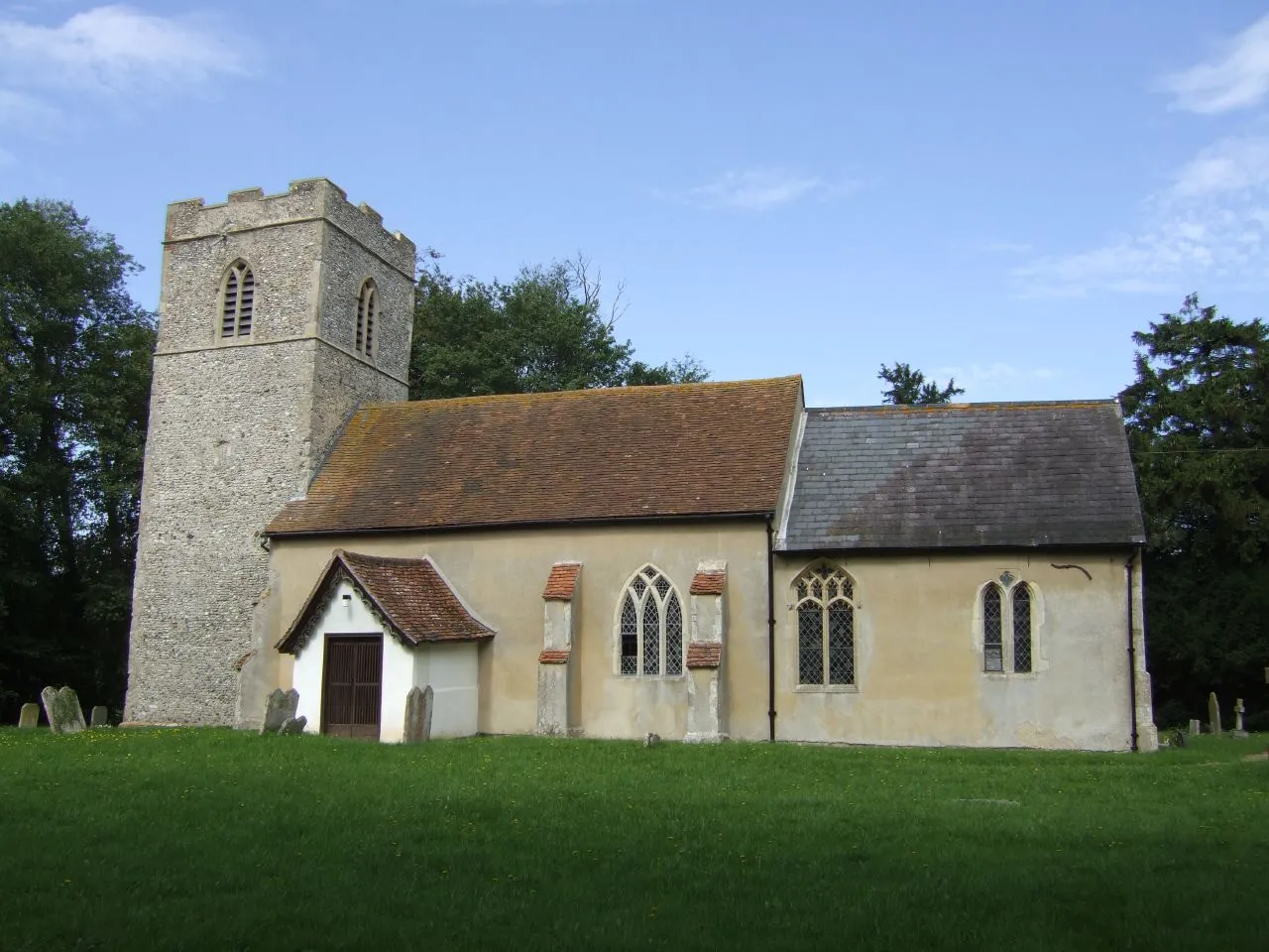 Photo showing: St Mary's Church Naughton Suffolk