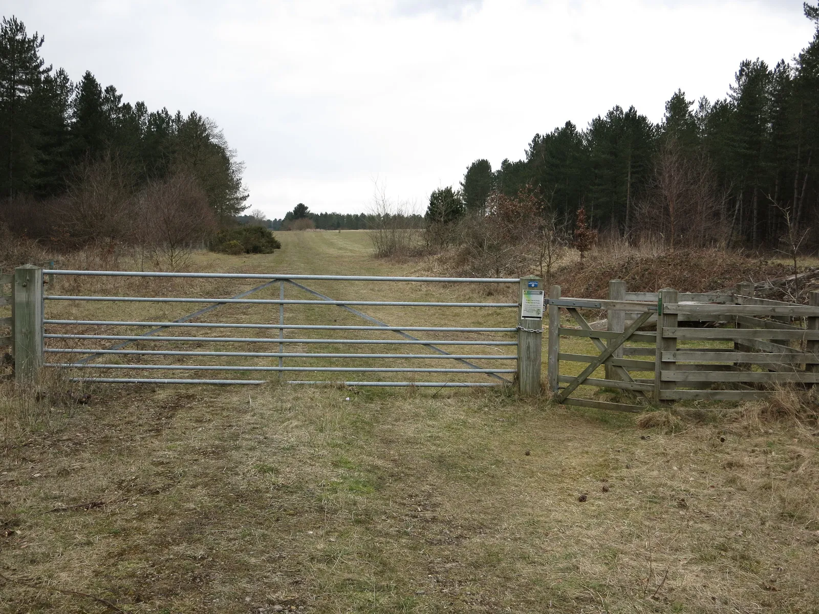 Photo showing: Access to Cranwich Heath
