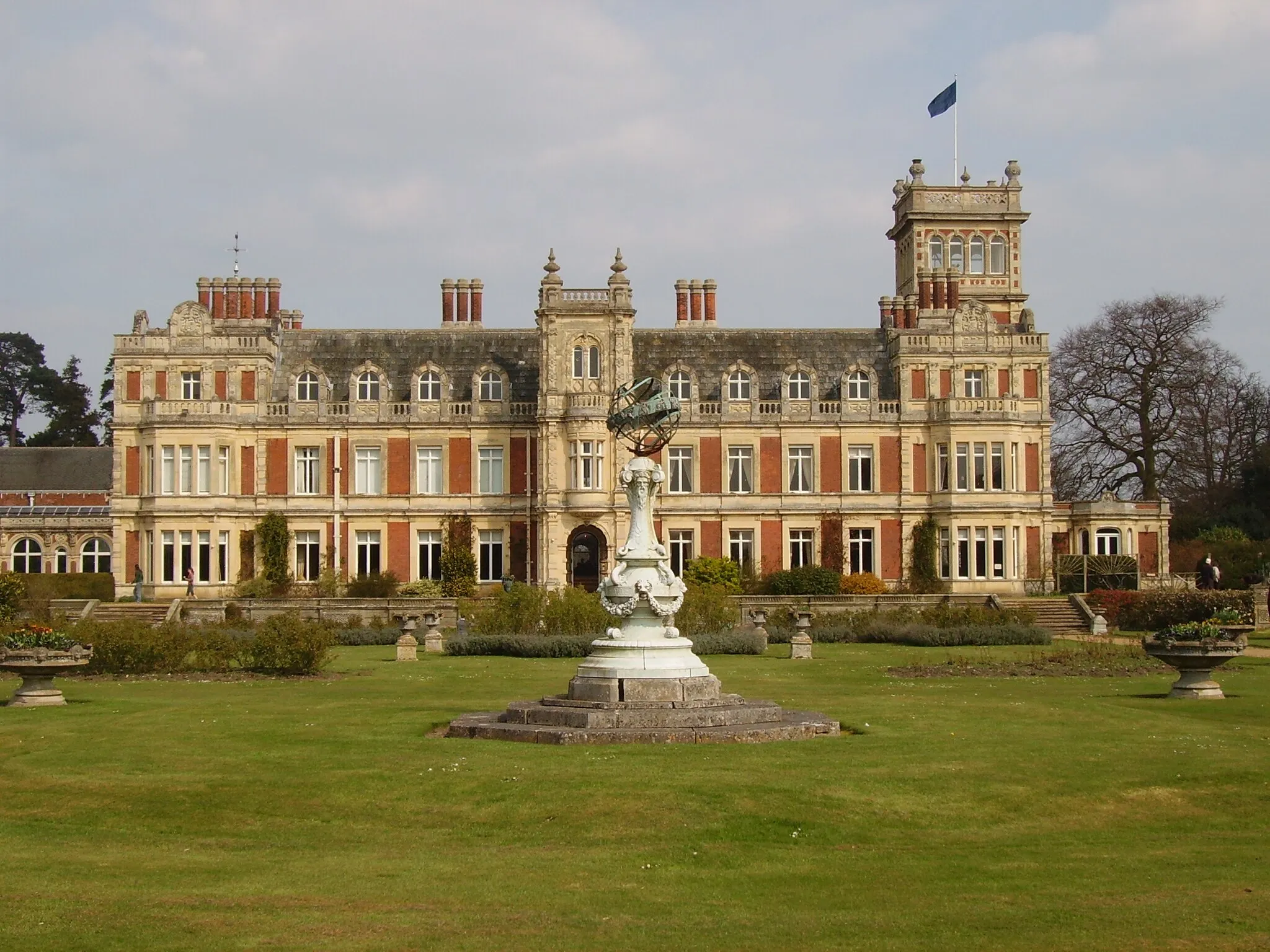 Photo showing: Somerleyton Hall, Suffolk, England