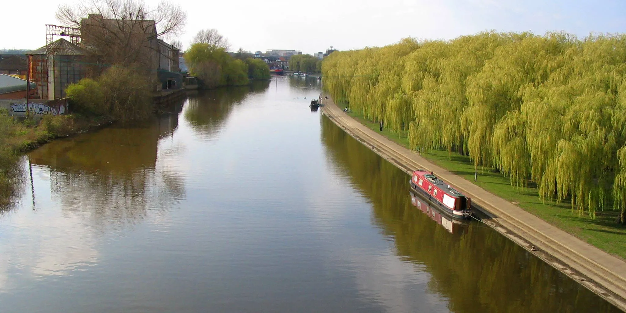 Photo showing: River Nene from Frank Perkins Parkway, Peterborough
