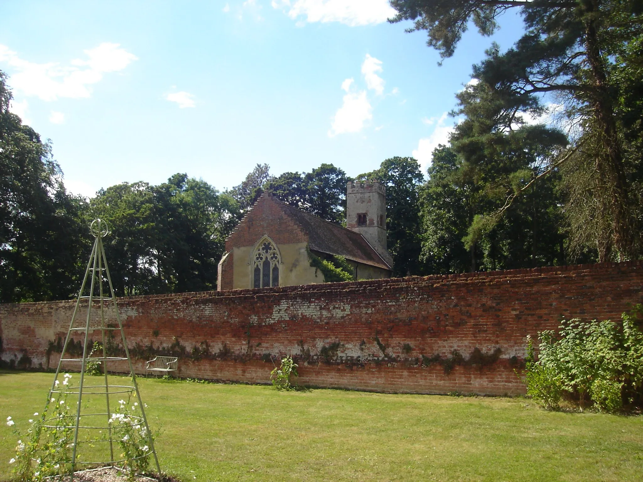 Photo showing: St Michael's church from the garden of Oxnead Hall