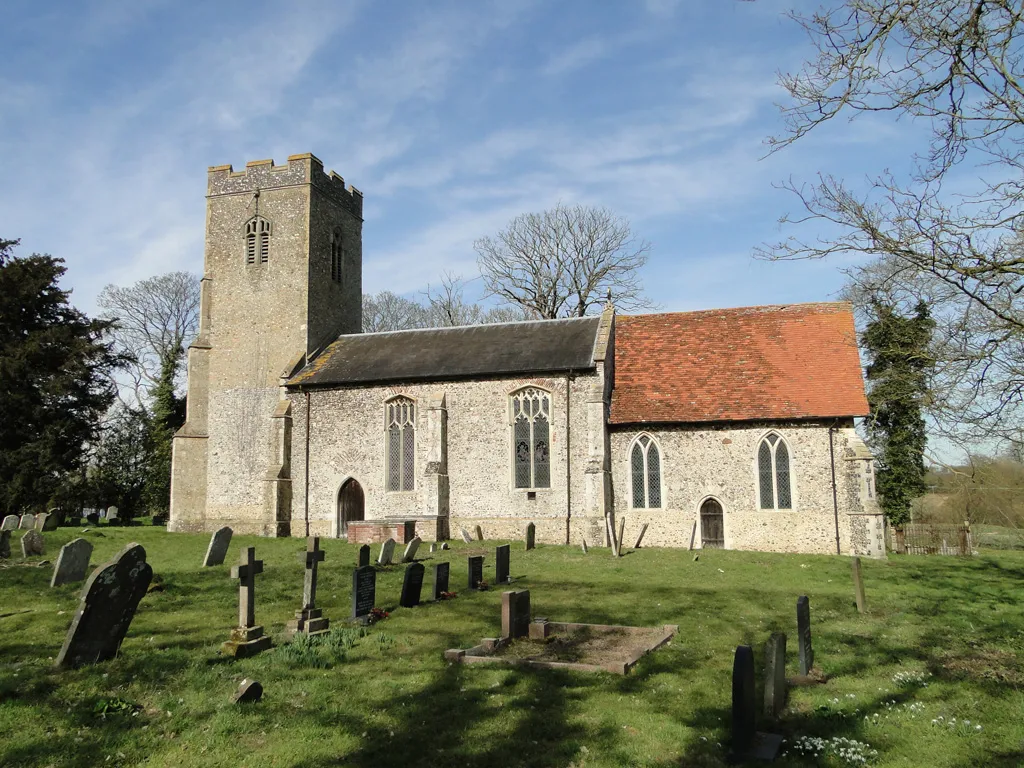 Photo showing: Aspall St Mary of Grace with a nice tidy graveyard