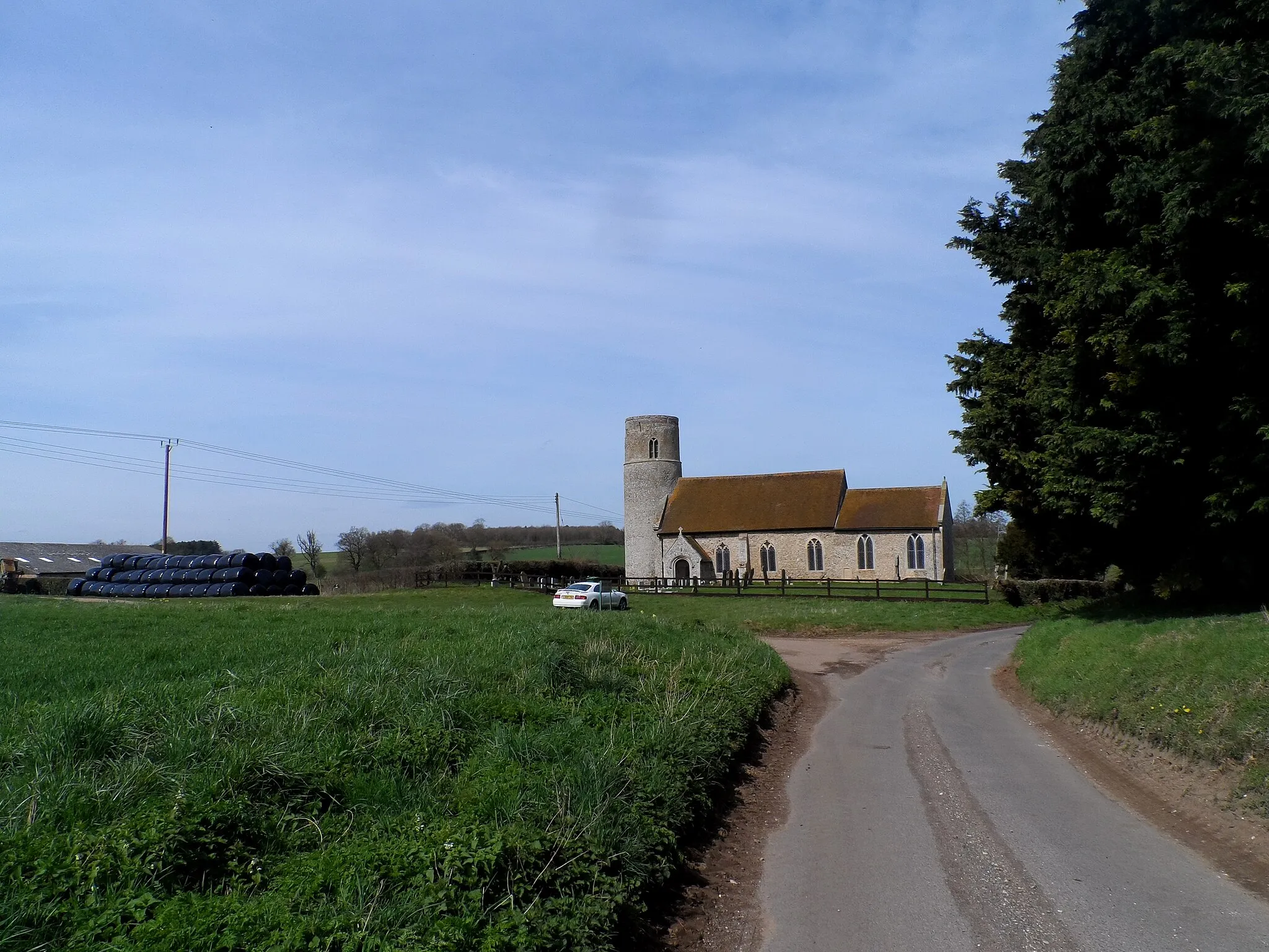 Photo showing: All Saints' church, Threxton