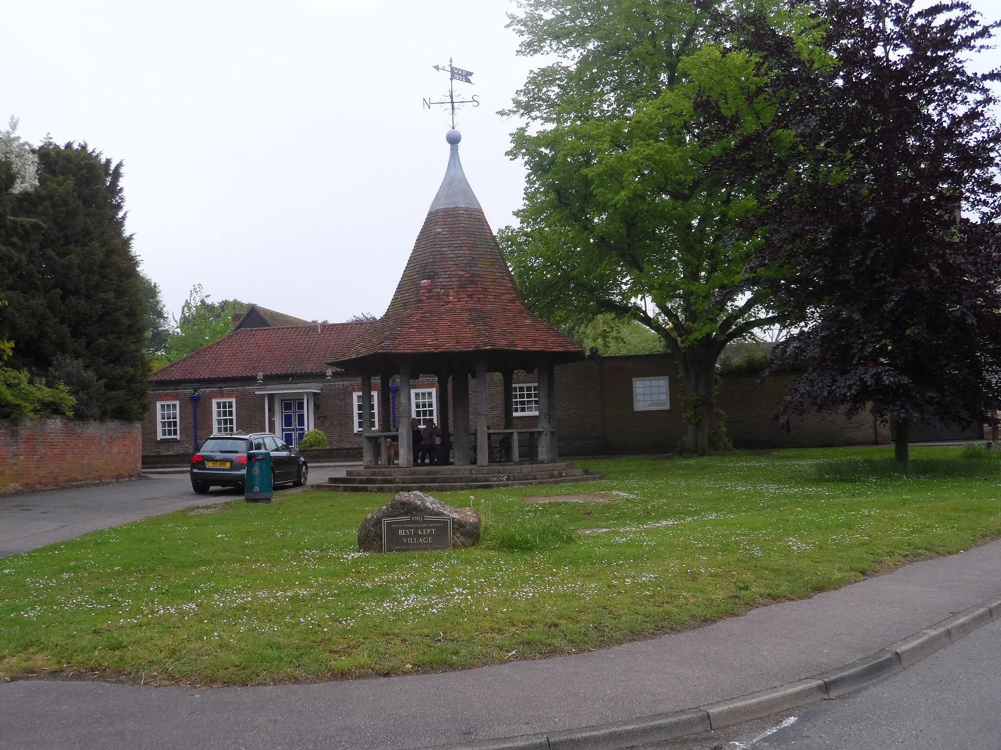 Photo showing: Shelter, Balsham