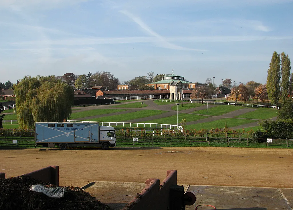 Photo showing: Newmarket: Tattersalls