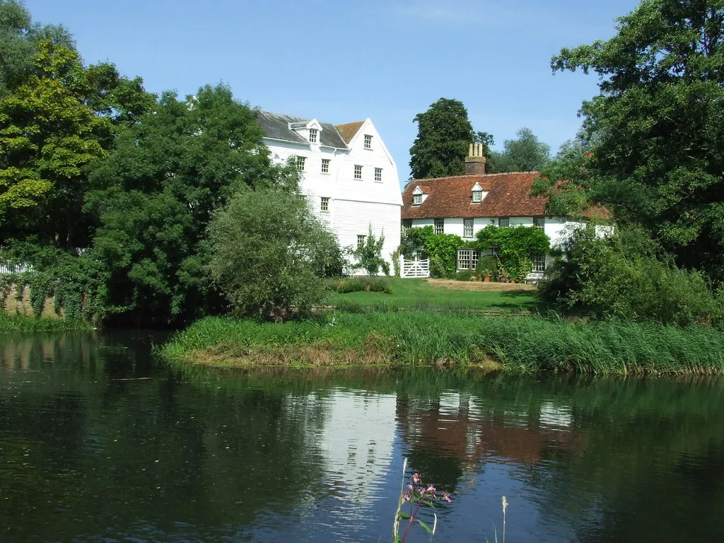 Photo showing: Bures Mill