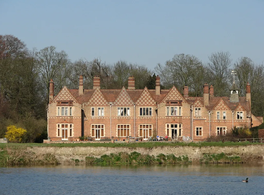 Photo showing: Quy Hall, Cambridgeshire