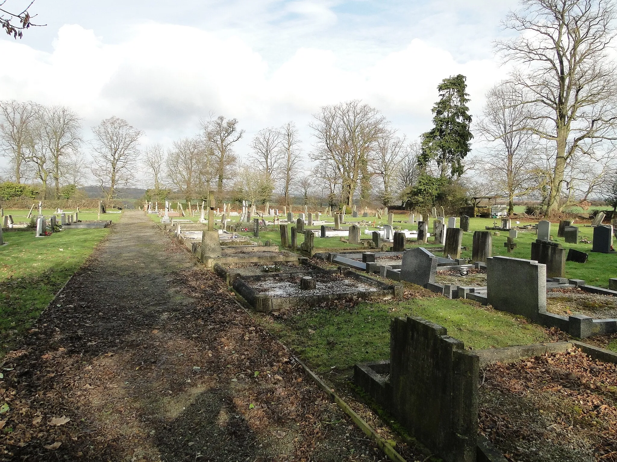 Photo showing: Barrow cemetery