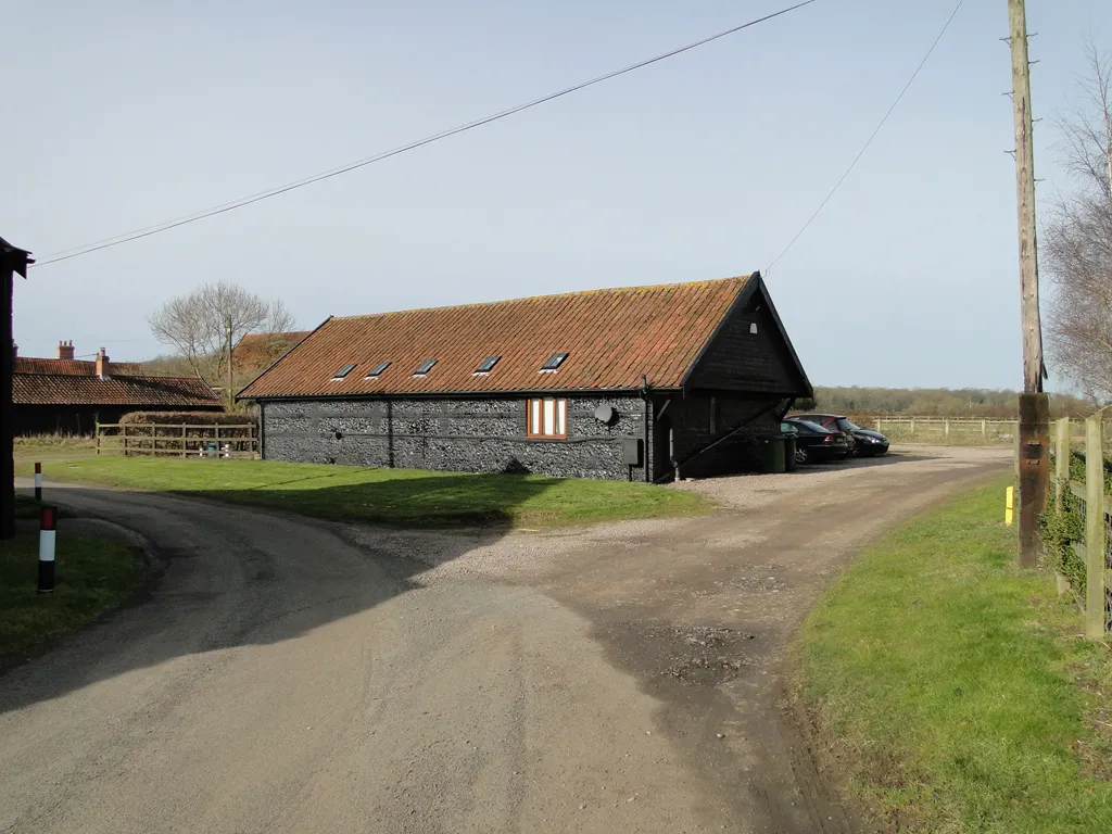 Photo showing: Barley View Barn, Greenways