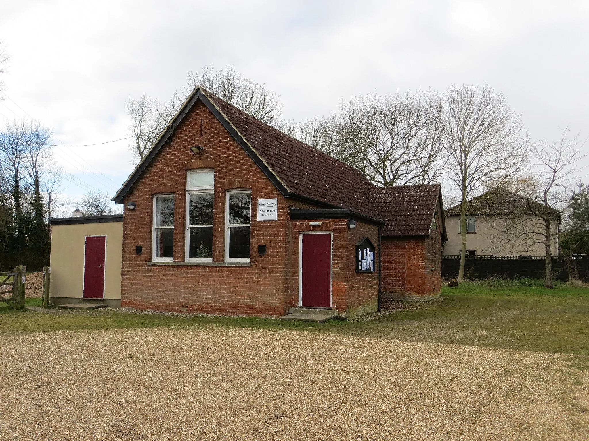 Photo showing: The Village Hall at Neging Tye
