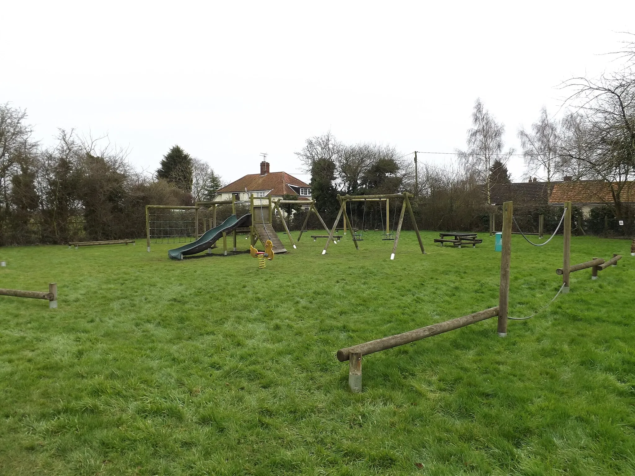 Photo showing: Play Area off Southolt Road