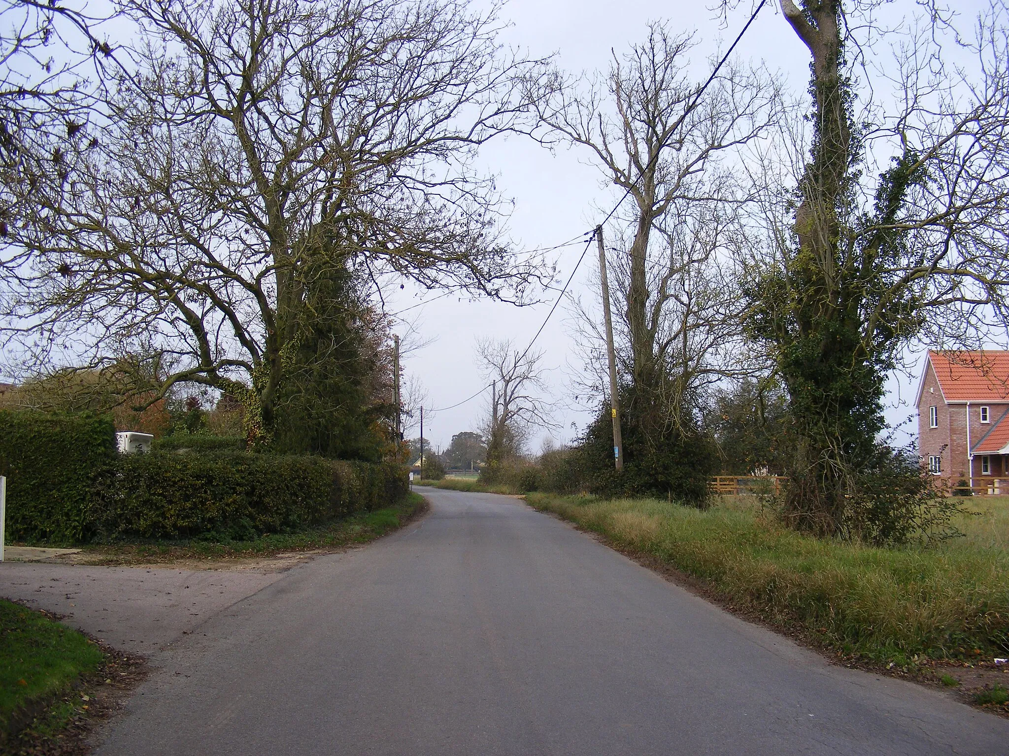 Photo showing: Hoxne Road, Denham