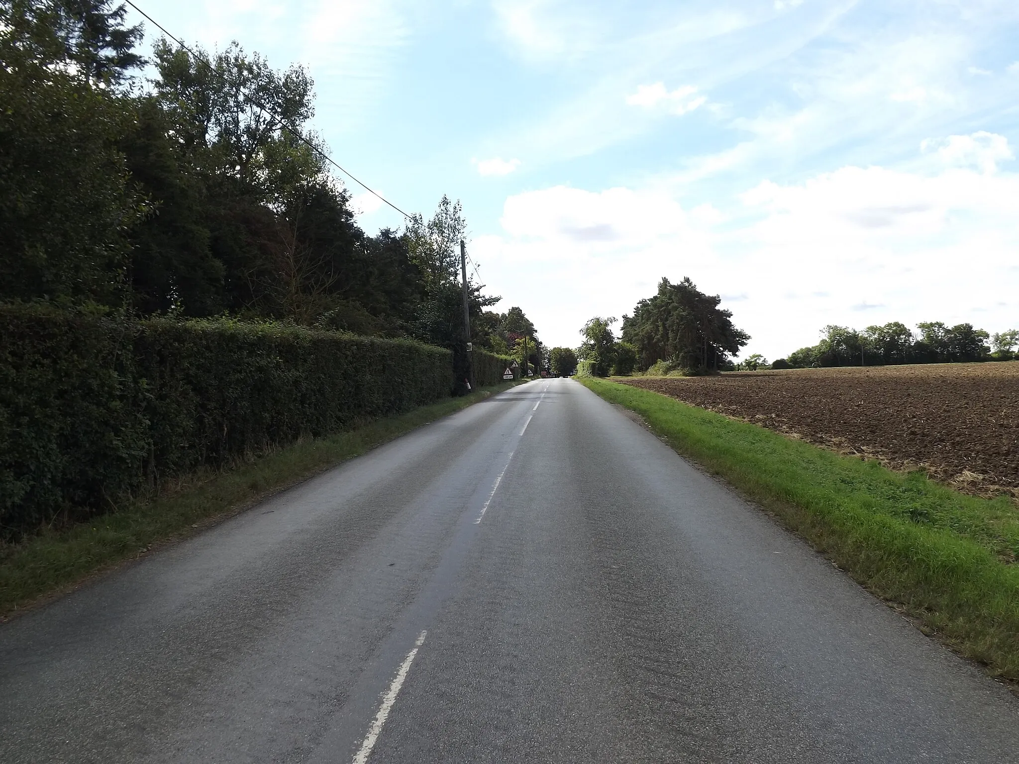 Photo showing: B1113 Finningham Road, Finningham