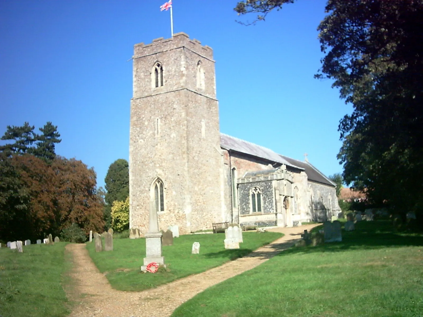 Photo showing: Church of St John the Baptist in Badingham, Suffolk, England. A Grade I listed medieval church.