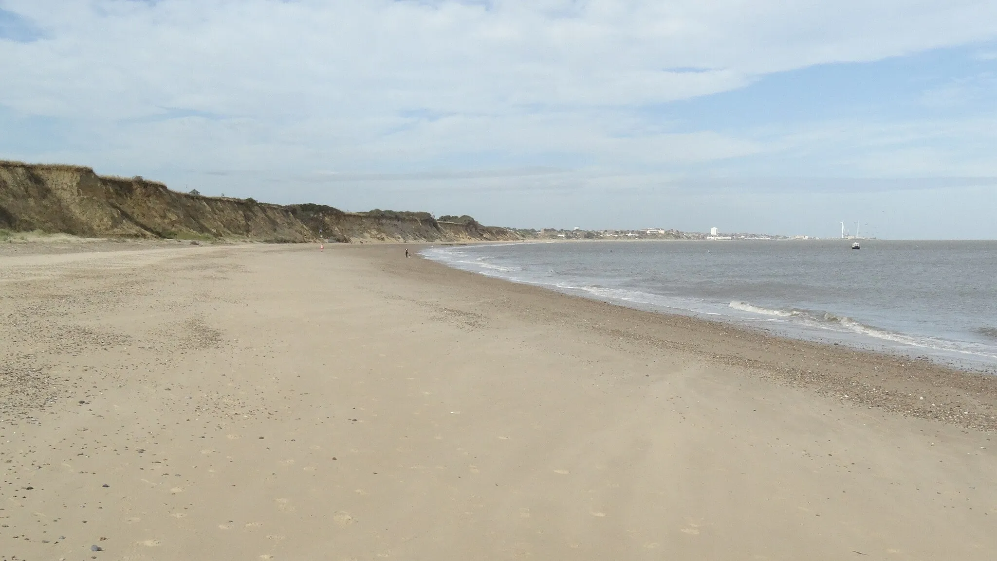 Photo showing: Beach below Pakefield Cliffs near Lowestoft